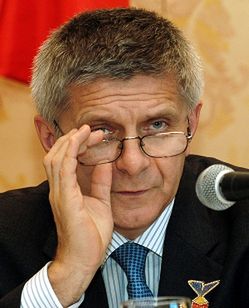 Premier Belka zapowiada wymianę rządowych samolotów