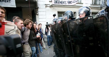 Francja: protest żółtych kamizelek zakończony sukcesem. Premier ustąpił