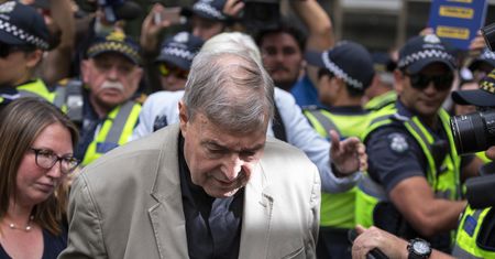 Australia. Bliski współpracownik papieża skazany za pedofilię