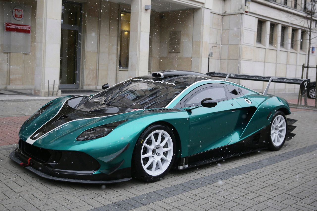 Arrinera Hussarya: co z premierą "cywilnego" samochodu?