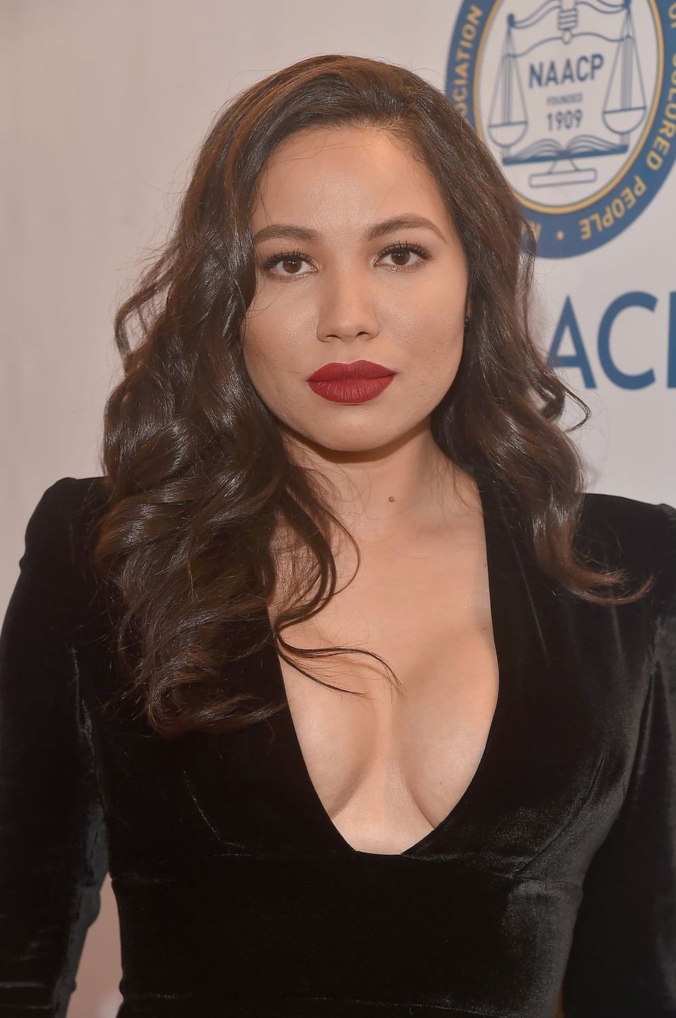 Jurnee Smollett Bell zakryła wszystko oprócz biustu. Słusznie?