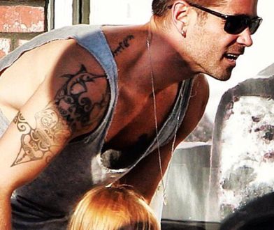 Colin Farrell usunął paskudny tatuaż