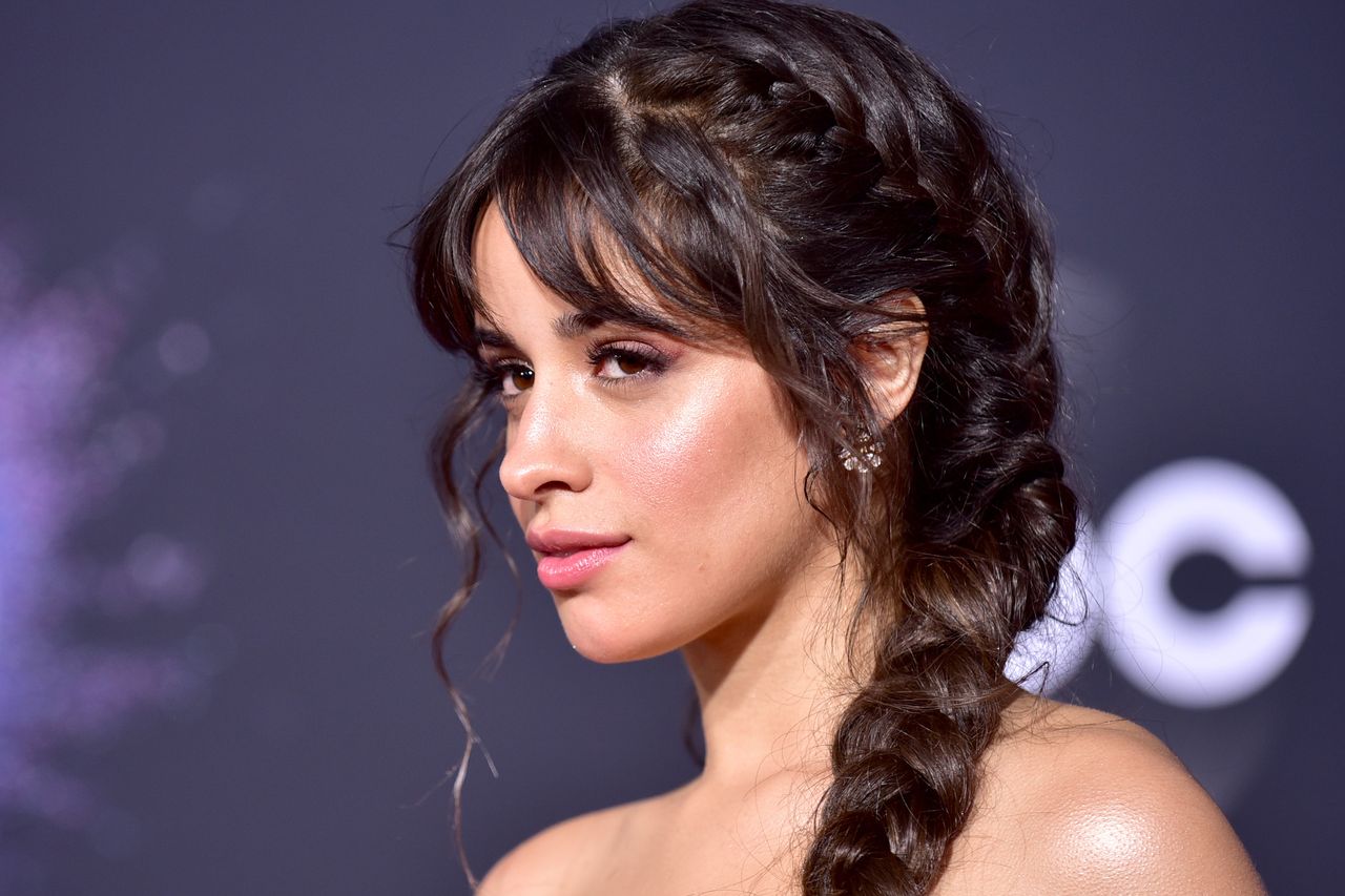 Camila Cabello ukradła ołówek z Pałacu Kensington. Kate i William odpowiedzieli