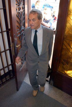 Poseł Andrzej Jagiełło w Prokuraturze Okręgowej