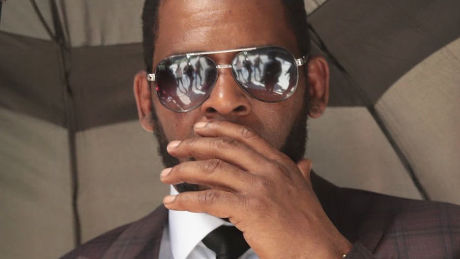 R. Kelly jest oskarżony o m.in. uprawianie seksu z nieletnimi i porwanie