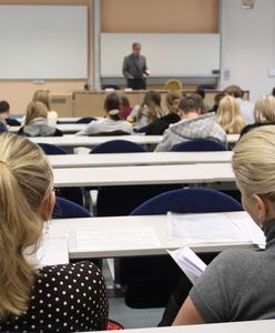 Warszawa. Koronawirus bez szans. Maski dla studentów