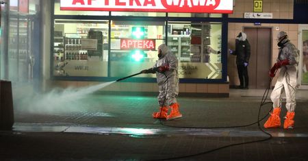 Warszawa. Ozonem w koronawirusa. Na pierwszy ogień poszła "patelnia"