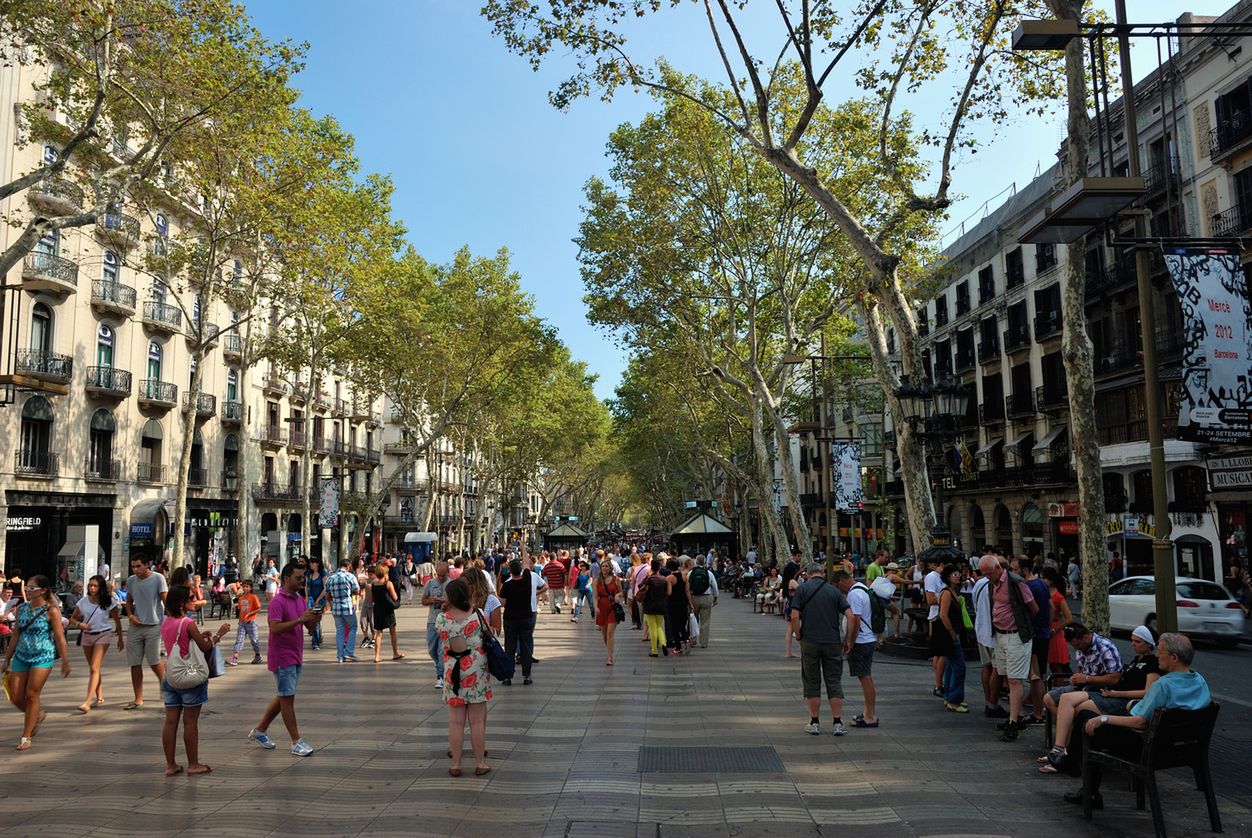 Barcelona, Spain - September 5, 2012 : La Rambla is a street in central Barcelona, Spain, popular with tourists and locals alike. La Rambla can be crowded, especially during the height of the tourist season. 