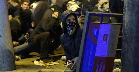 Katalonia walczy o niepodległość. Trwa strajk generalny, zamieszki na ulicach