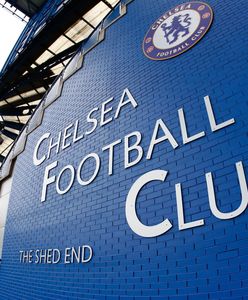 Chelsea zamiast karać kibiców będzie ich edukować w Auschwitz. Brytyjskie media piszą o "polskim obozie"
