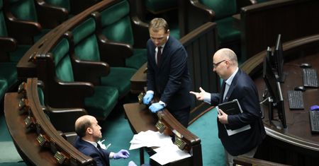 Koronawirus. KO chce odszkodowań dla przedsiębiorców