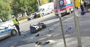 Wypadek na Wawelskiej. Ranny motocyklista, są utrudnienia