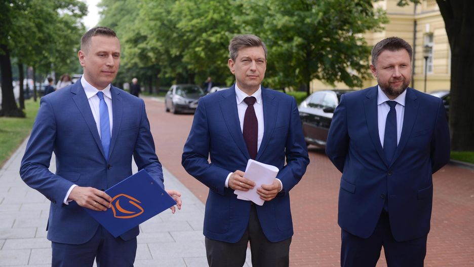 PO zamierza skontrolować ministerstwa