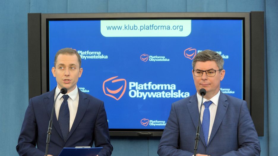 Posłowie PO: Cezary Tomczyk (L) oraz Jan Grabiec (P) zdj. arch.