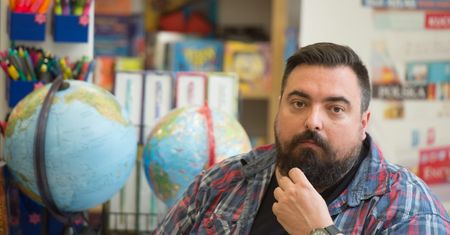 Dziennikarz Tomasz Sekielski twierdzi, że nasłano na niego policję. Wiąże to ze swoim filmem