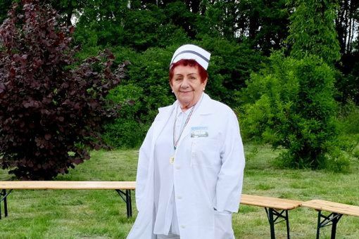Pół wieku pracowała jako pielęgniarka. Na emeryturze dowiedziała się, że jest śmiertelnie chora