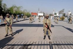 Chłopiec w szkolnym mundurku zabił 31 żołnierzy - film