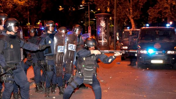 Policja musiała użyć gumowej amunicji