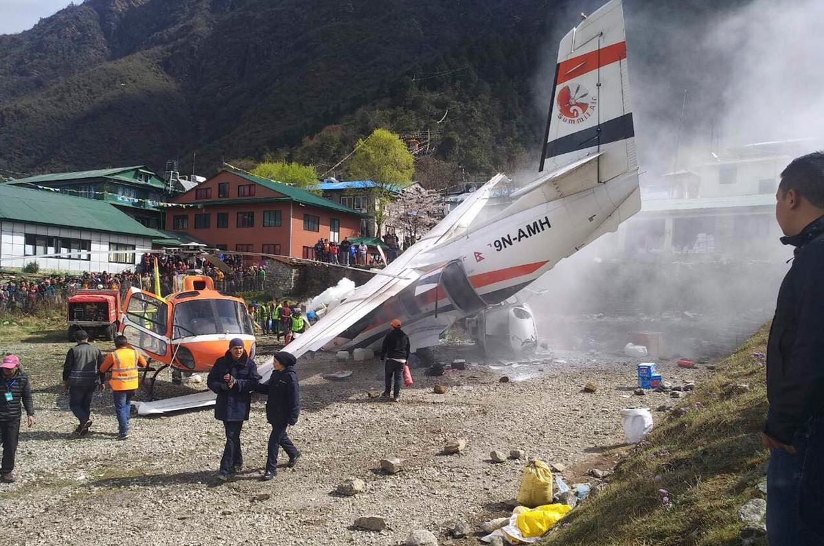Nepal: wypadek samolotu w rejonie Everestu. Są ofiary