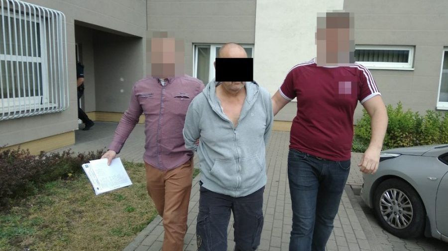 W chwili zatrzymania mężczyzna był nietrzeźwy, miał ponad 1,2 promila alkoholu w wydychanym powietrzu.