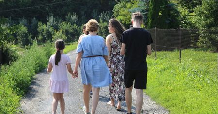 Katarzyna Jastrząb jest mamą siedmiorga dzieci. Pięcioro z nich urodziło się innym rodzicom