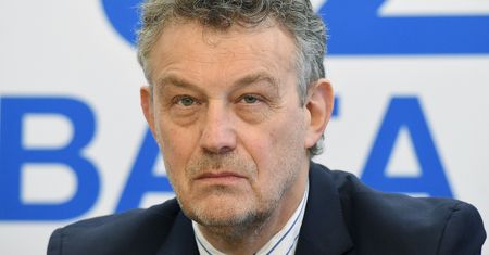 Ryszard Schnepf dla WP: tekst w "Super Expressie" powstał na zlecenie. Wiem, na czyje