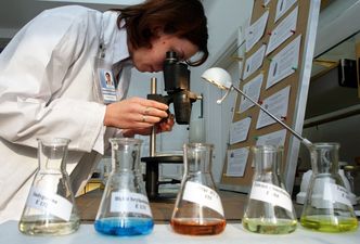 Podwyżka dla pracowników sanepidu. Szef GIS obiecuje