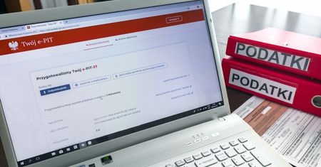 Twój e-PIT stratuje w weekend. Rząd wprowadza zmiany