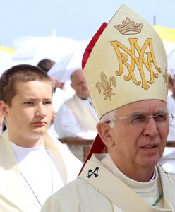 Wystarczyło kilka słów arcybiskupa, by rozpętało się piekło