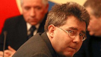 Jeden z ekspertów Samoobrony RP Ryszard Czarnecki podczas konferencji prasowej Samoobrony