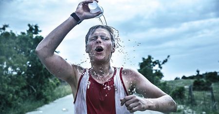 "To nie jest film o ćpaniu, ani o triathlonie. To film o przemianie". Wywiad z Jakubem Gierszałem