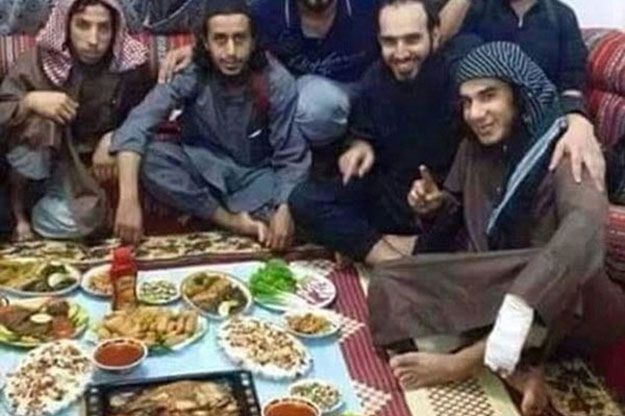 Co najmniej 45 terrorystów Państwa Islamskiego otrutych podczas posiłku?