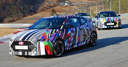 Hyundai Veloster ma się dobrze. Bedzie jeszcze szybszy i tak samo dziwny