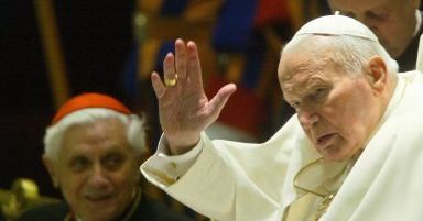 Jan Paweł II przemawiał niemym bólem - wyznaje Benedykt XVI
