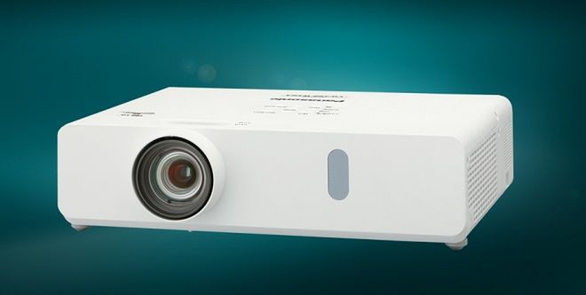 PT-VW350 - przenośny projektor firmy Panasonic