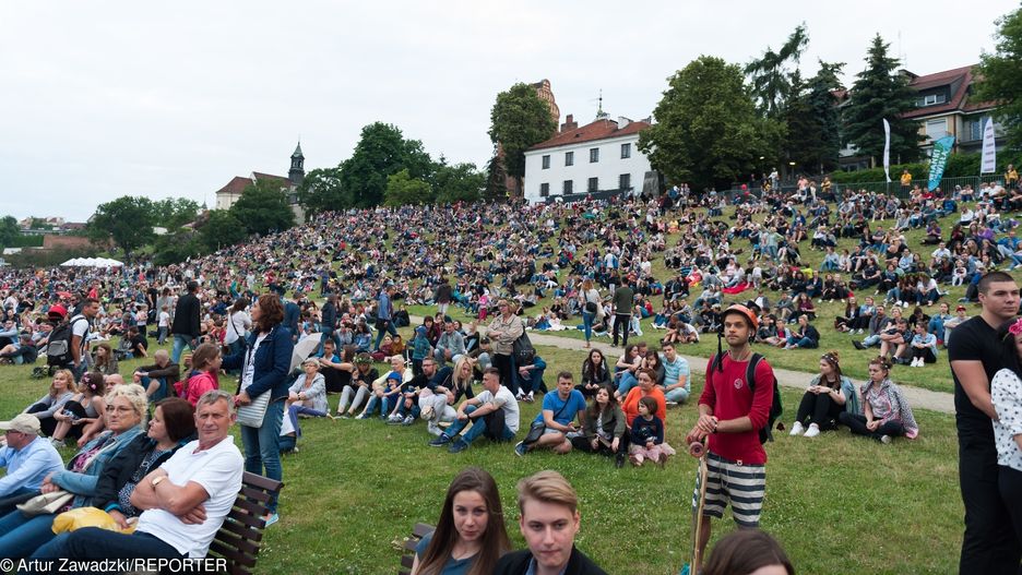Wianki nad Wisłą 2019 Warszawa. Warsztaty florystyczne, pokazy kulinarne i niezapomniane koncerty.
