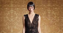 Małgosia Bela  w lookbooku Alberta Ferretti