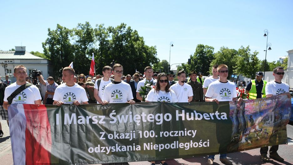 Poseł Winnicki krzyknął, podbiegł do dziecka i podniósł je