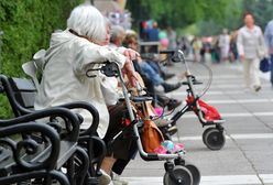 "500 plus". Od października nawet 500 zł dodatku co miesiąc. Ale nie dla wszystkich