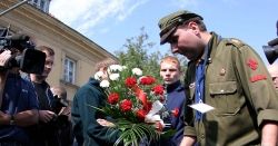Harcerze idą kanałami