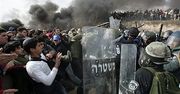 Izraelscy żołnierze starli się z protestującymi osadnikami