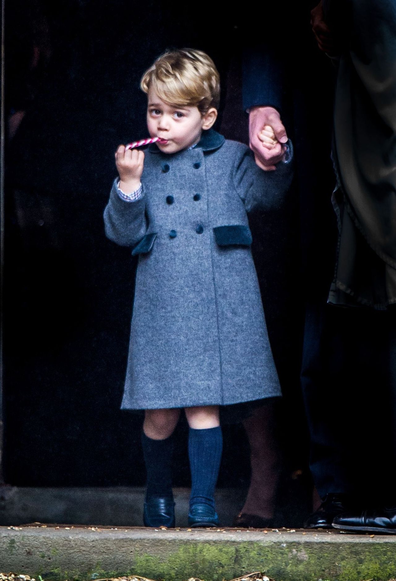 Urocze zdjęcia księcia Jerzego i księżniczki Charlotte