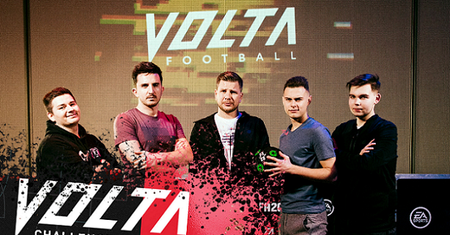 Filip Chajzer vs Adam Zdrójkowski. FIFA 20 polem walki