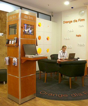 Biznes Cornery w salonach Orange