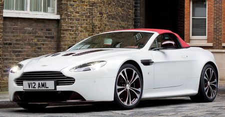 Aston Martin V12 Vantage Roadster