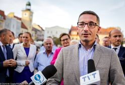 Prezydent Rybnika po alkoholu za kierownicą. Żądał badania krwi