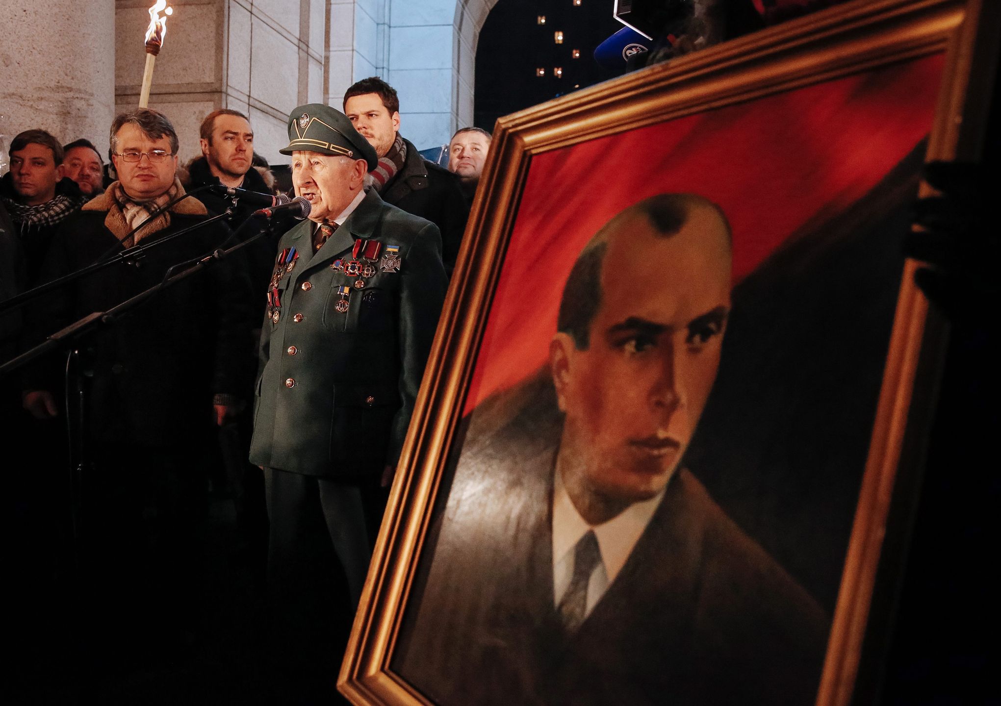Stepan Bandera na Ukrainie jest uważany za bohatera, a w Polsce - za zbrodniarza
