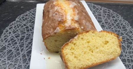 Wielkanocna babka "na jedną rękę". Miksera nawet nie wyciągniesz z szafki