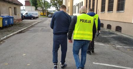 Groził siekierą w Grudziądzu. Miesiąc aresztu dla sprawcy