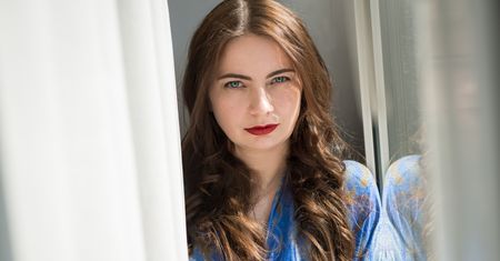 "50 twarzy Tindera". Opisała bez cenzury to, jak kombinujemy, by zaciągnąć kogoś do łóżka